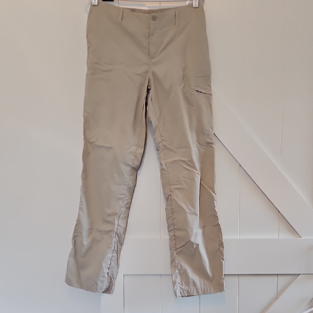 Womens Columbia Omnishade Tan Pants.